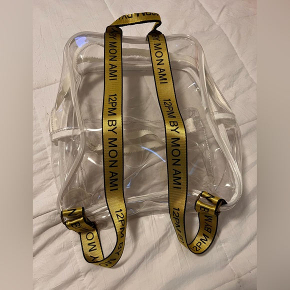 Clear Back Pack - Picture 2 of 3